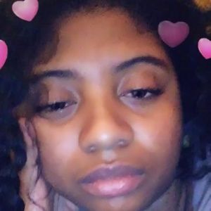 Meet your Posher, Chanell